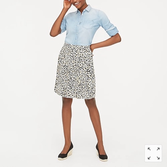 Pleated leopard skirt J.Crew size 0. - Picture 2 of 5